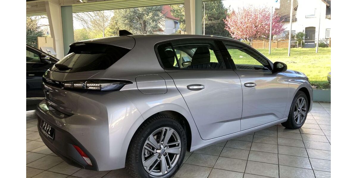 Peugeot 308 32.000 km 22.900 &euro; Lemgo 32657