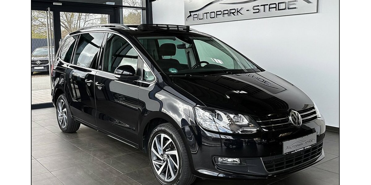 VW Sharan 2.0 TDI Pano ACC elektrische Türen Ass 135.000 km 20.999 &euro; Stade 21682