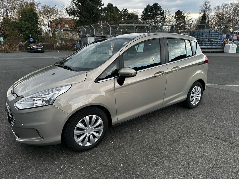 Ford B-Max 71.234 km 6.400 € Frankfurt am main 60438