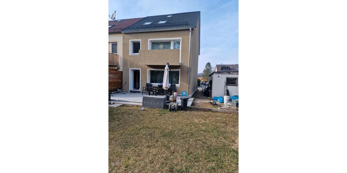 Reihenhaus Schwaig Bei Nürnberg - 5 Zimmer, 140 m&sup2;, 489.000&euro; | Angebot:25968496