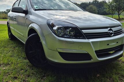 Opel Astra 161.086 km 2.239 &euro; Neumünster 24536