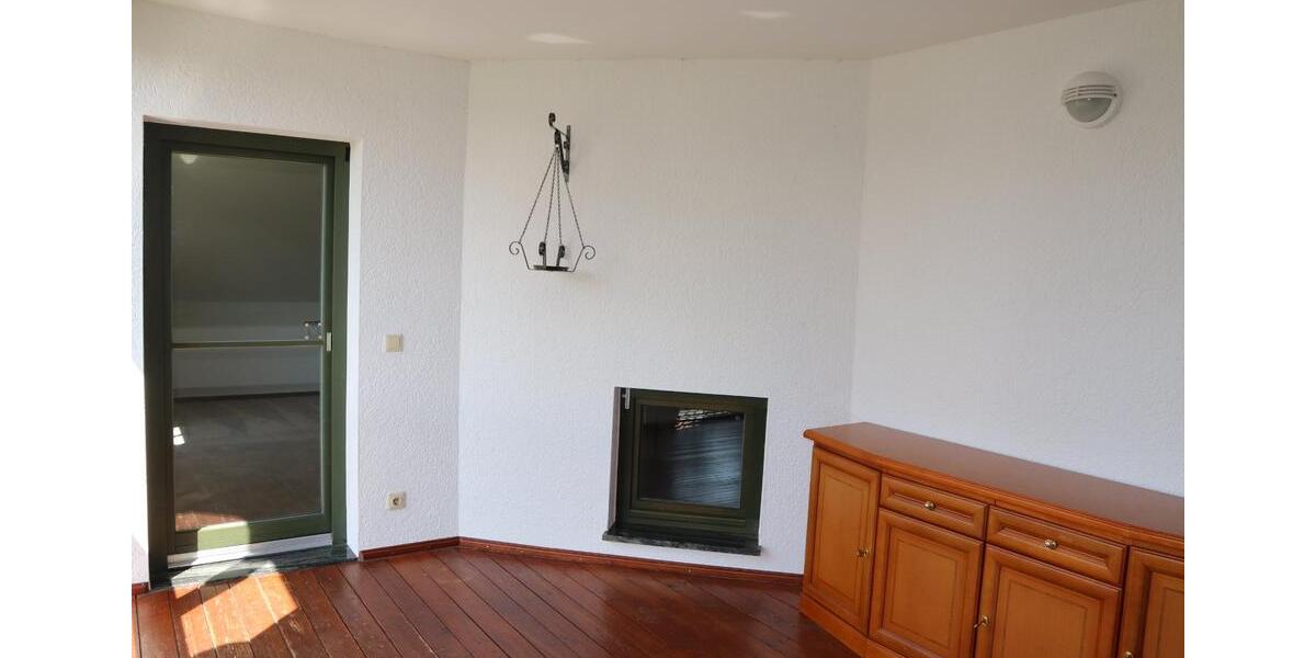 Niedrigenergie- Familienwohnung mit außergewöhnlichem Grundriss 4 zimmer