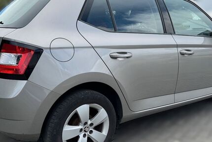 Skoda Fabia 124.275 km 6.300 &euro; Frohnhausen-Dillenburg 35684