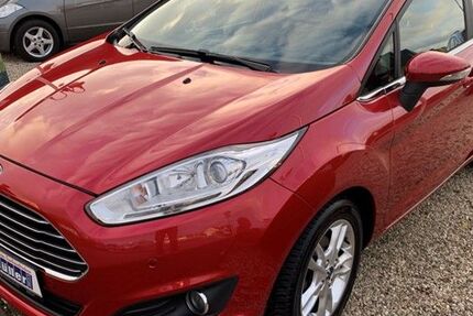 Ford Fiesta 96.174 km 7.900 &euro; Issum/Ortsteil Oermten 47661