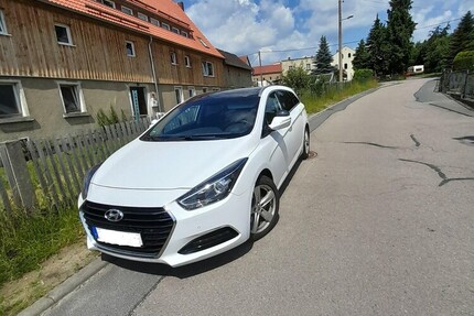 Hyundai i40 188.992 km 12.500 € Bretnig-Hauswalde 