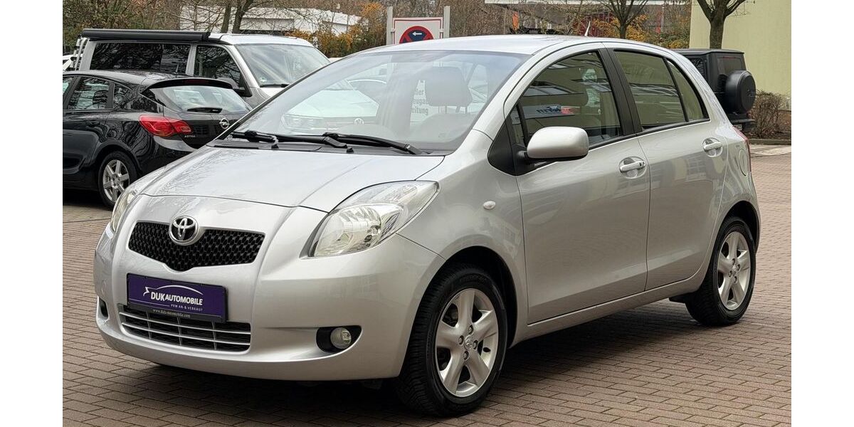 Toyota Yaris 97.864 km 5.999 &euro; Berlin 13089