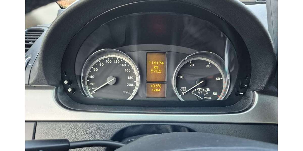 Mercedes-Benz Viano 116.200 km 25.990 &euro; Naumburg 34311