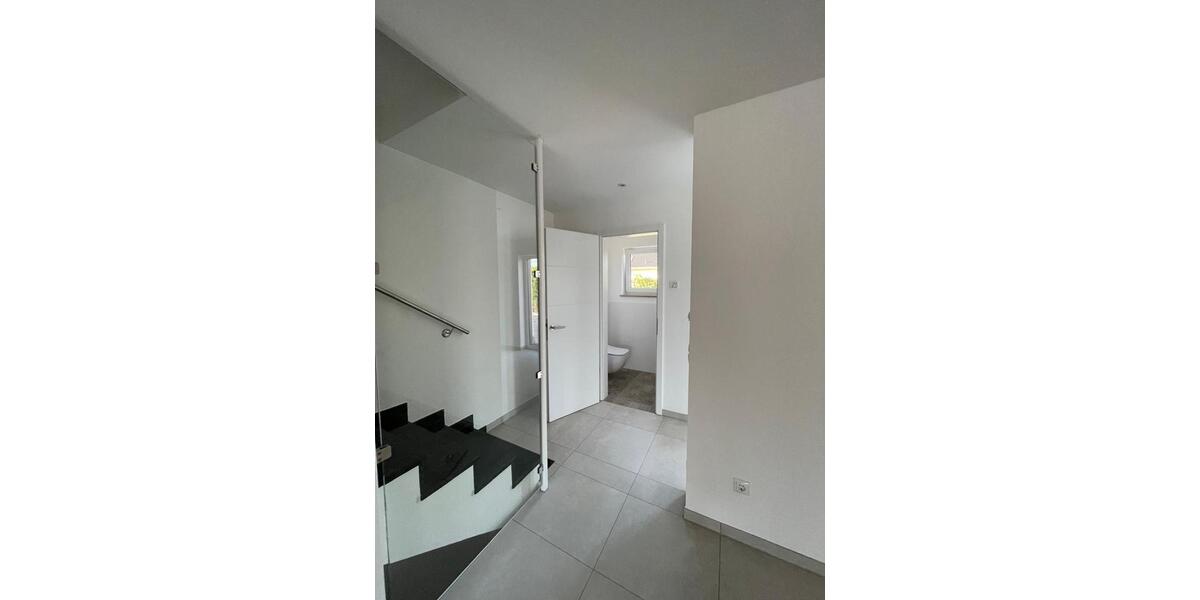 Einfamilienhaus Aindling - 5 Zimmer, 155 m&sup2;, 2.300&euro; | Angebot:25922545