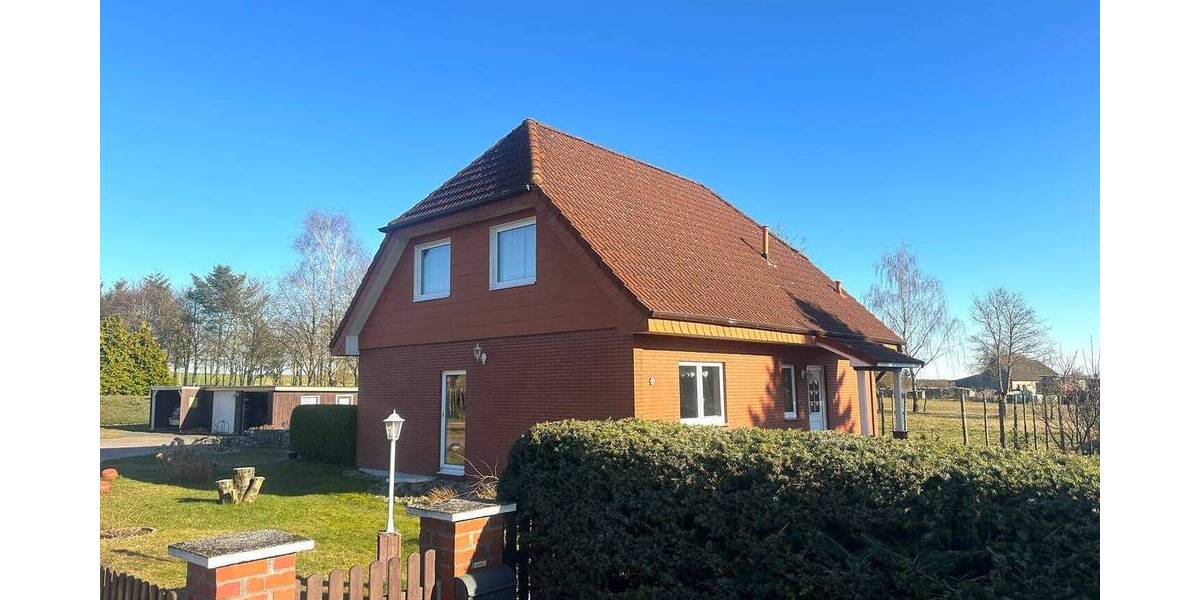 Einfamilienhaus Feldberger Seenlandschaft Neuhof - 5 Zimmer, 139 m&sup2;, 325.000&euro; | Angebot:26245864