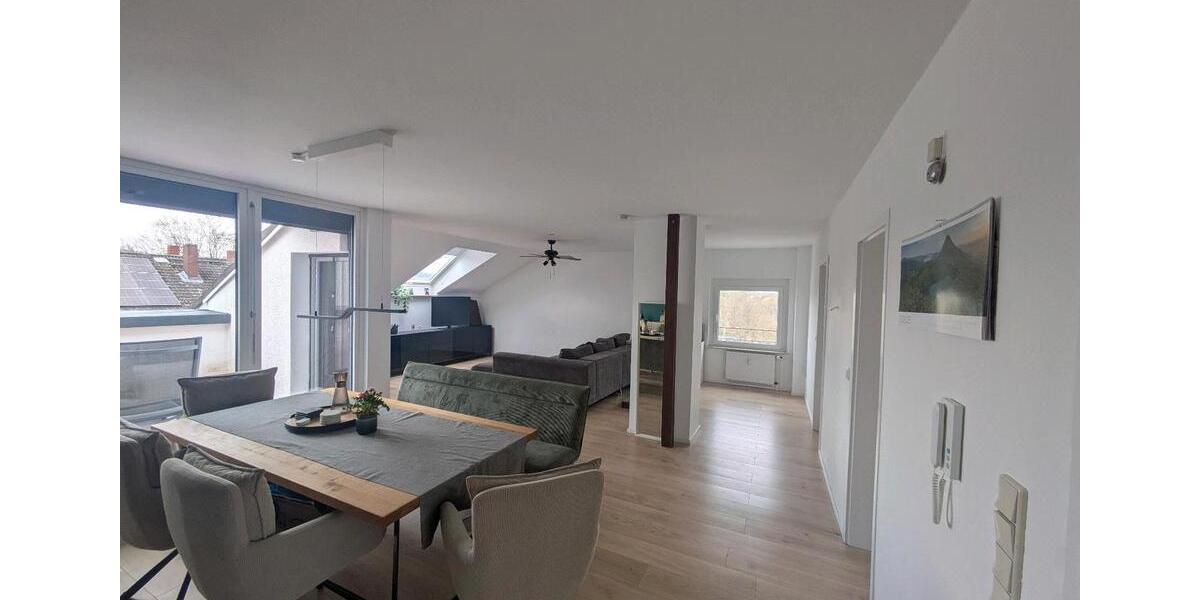 Dachgeschoßwohnung Bad Nauheim - 3 Zimmer, 91 m&sup2;, 325.000&euro; | Angebot:26348396