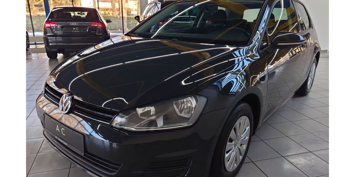 VW Golf 94.800 km 8.890 &euro; Coswig (Anhalt) 06869