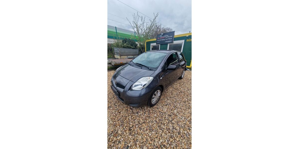 Toyota Yaris 250.000 km 1.600 &euro; Düren 52349