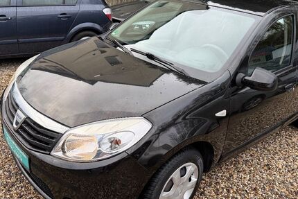Dacia Sandero 125.000 km 2.999 &euro; Essen 45147