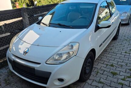 Renault Clio 150.000 km 1.300 &euro; Simbach 84359