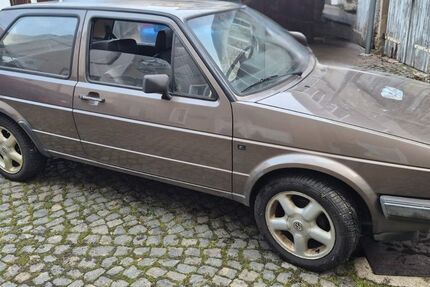 VW Golf 181.000 km 2.200 &euro; Doberschütz 04838
