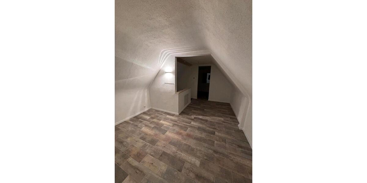 Einfamilienhaus Bühlertal - 3 Zimmer, 98 m&sup2;, 1.100&euro; | Angebot:26197191
