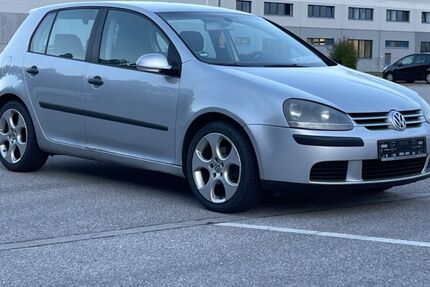 VW Golf 219.000 km 2.700 € Waldkraiburg 84478