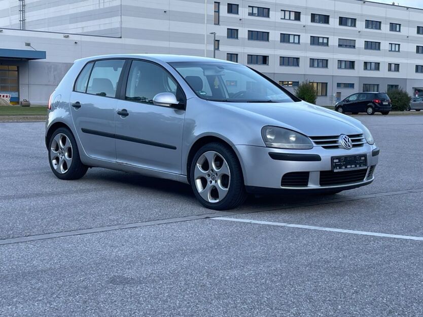 VW Golf 219.000 km 2.700 € Waldkraiburg 84478