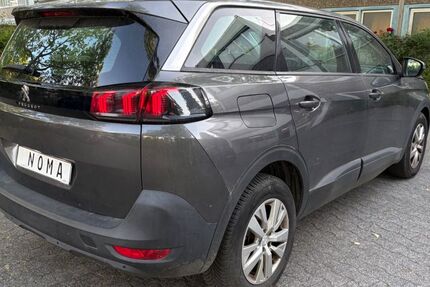 Peugeot 5008 166.533 km 12.971 &euro; Frankfurt am Main 60389