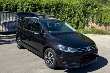 VW Touran 79.500 km 20.100 &euro; Mülheim an der Ruhr 45473