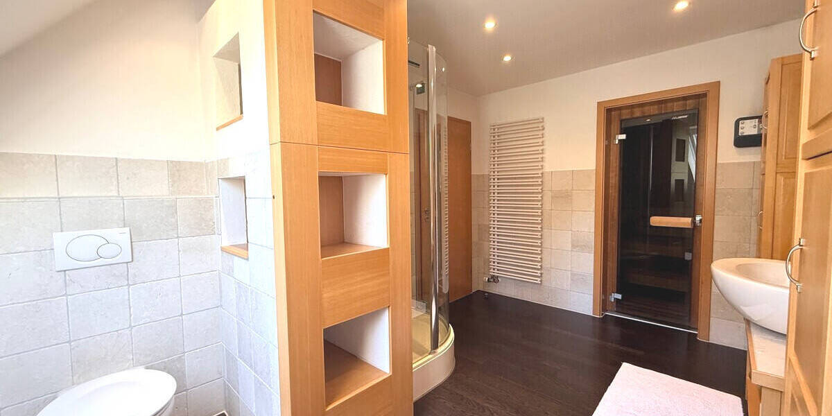 Einfamilienhaus Krumbach - 8 Zimmer, 238 m&sup2;, 759.000&euro; | Angebot:26454191