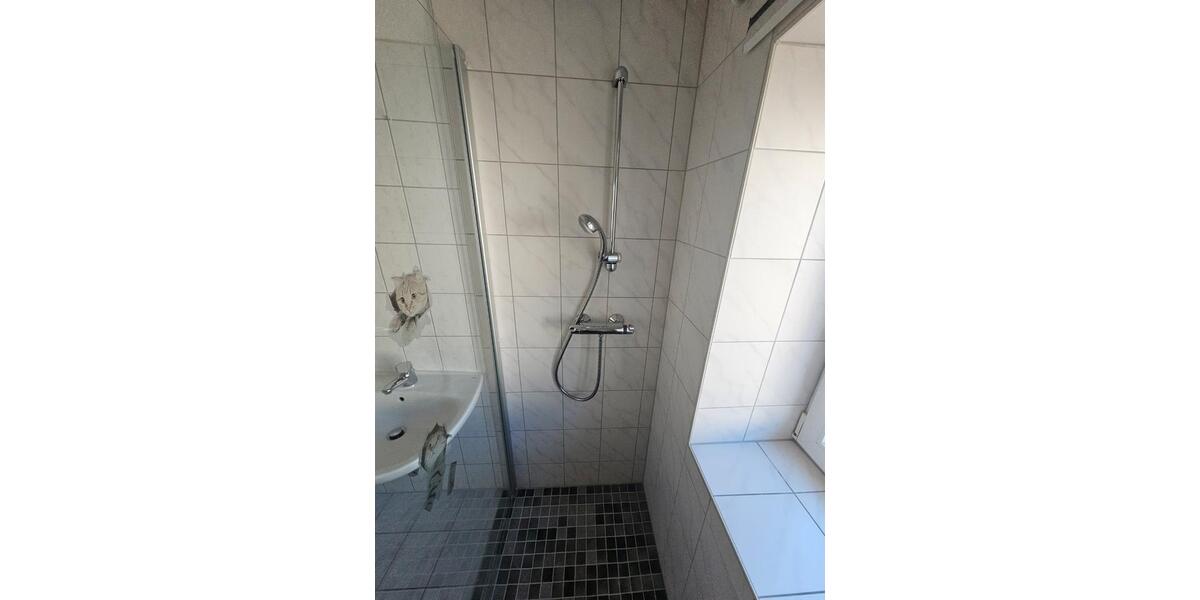 Erdgeschoßwohnung Altenburg - 2 Zimmer, 62 m&sup2;, 370&euro; | Angebot:26380938