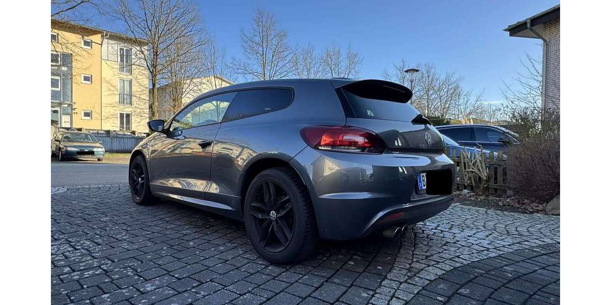 VW Scirocco 136.528 km 7.950 &euro; Bielefeld 33649
