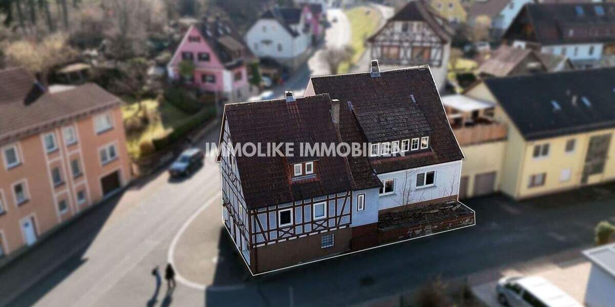 Mehrfamilienhaus, Wohnhaus Bad Brückenau - 8 Zimmer, 238 m&sup2;, 179.000&euro; | Angebot:25815792
