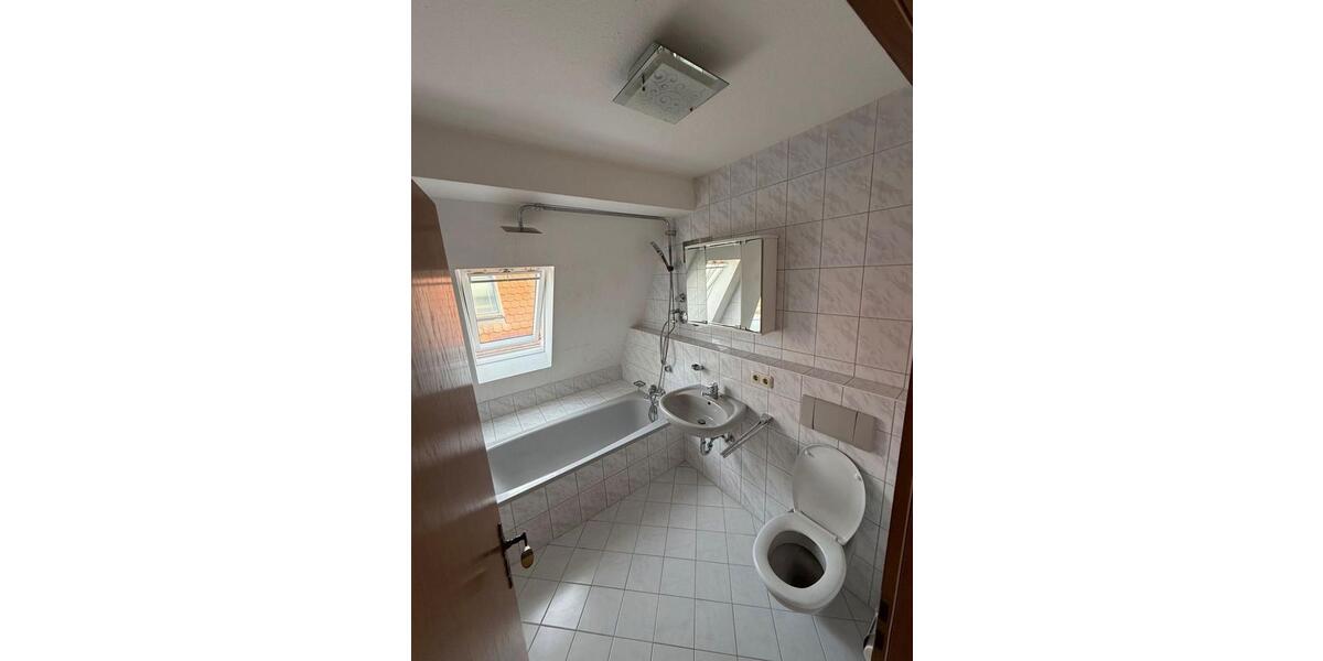 Dachgeschoßwohnung Augsburg Universitätsviertel - 2 Zimmer, 53 m&sup2;, 200.000&euro; | Angebot:25930406