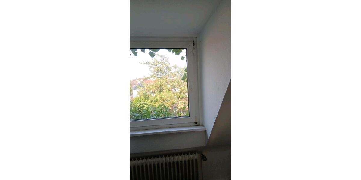 Dachgeschoßwohnung Emden - 3 Zimmer, 70 m&sup2;, 490&euro; | Angebot:26409042