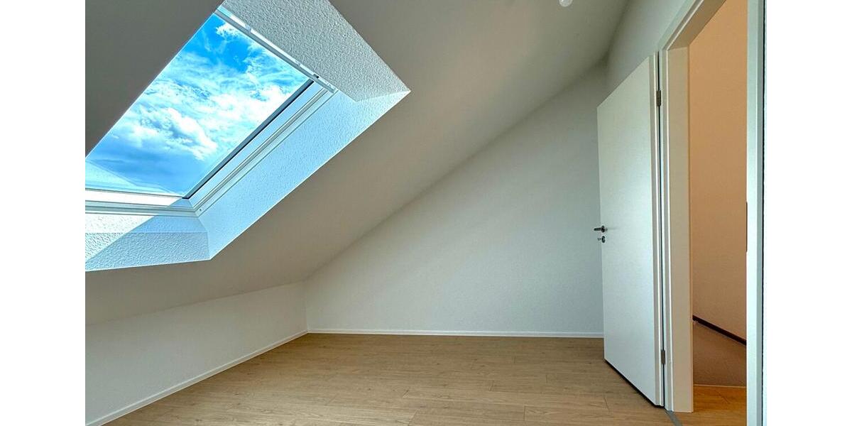 Reihenhaus Weingarten (Baden) - 5 Zimmer, 123 m&sup2;, 1.780&euro; | Angebot:24548721