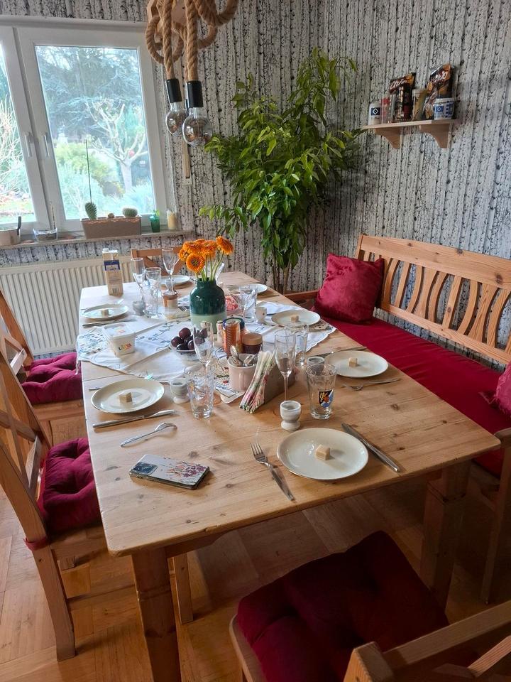 Großes Wohnhaus mit Garten