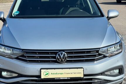 VW Passat Variant 64.941 km 23.599 &euro; Freienried 86495