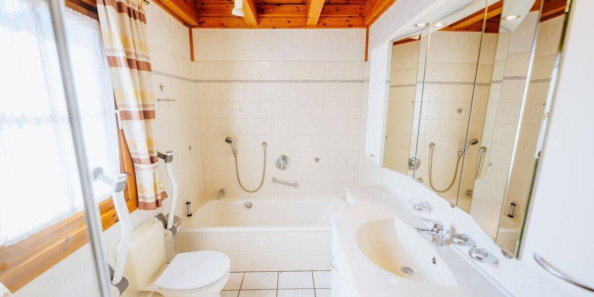 Mehrfamilienhaus, Wohnhaus Oerlinghausen Lipperreihe - 4 Zimmer, 146 m&sup2;, 420.000&euro; | Angebot:26787407