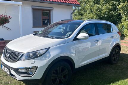 Kia Sportage 117.000 km 7.500 &euro; Berlin 10178