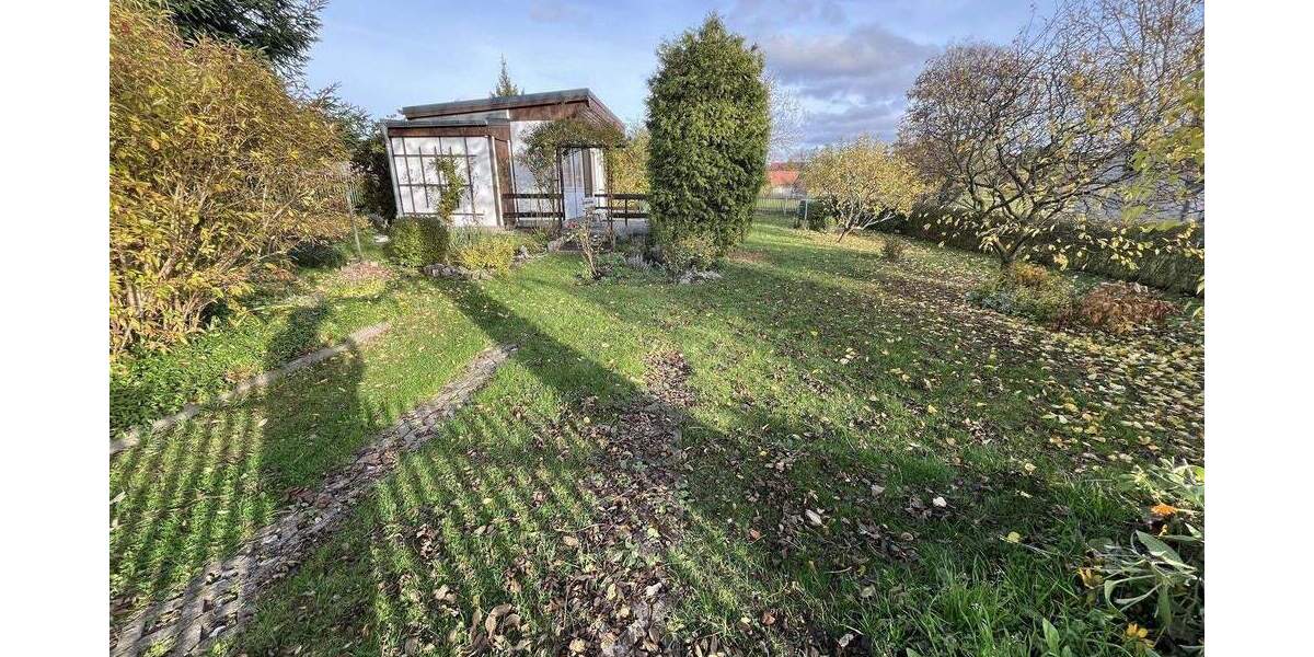 Ländliches Freizeit-Gartengrundstück mit Bungalow zimmer