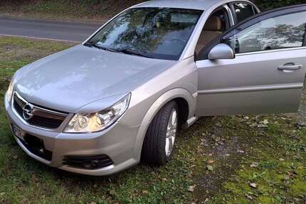 Opel Vectra 147.000 km 4.000 &euro; Struppen 01796