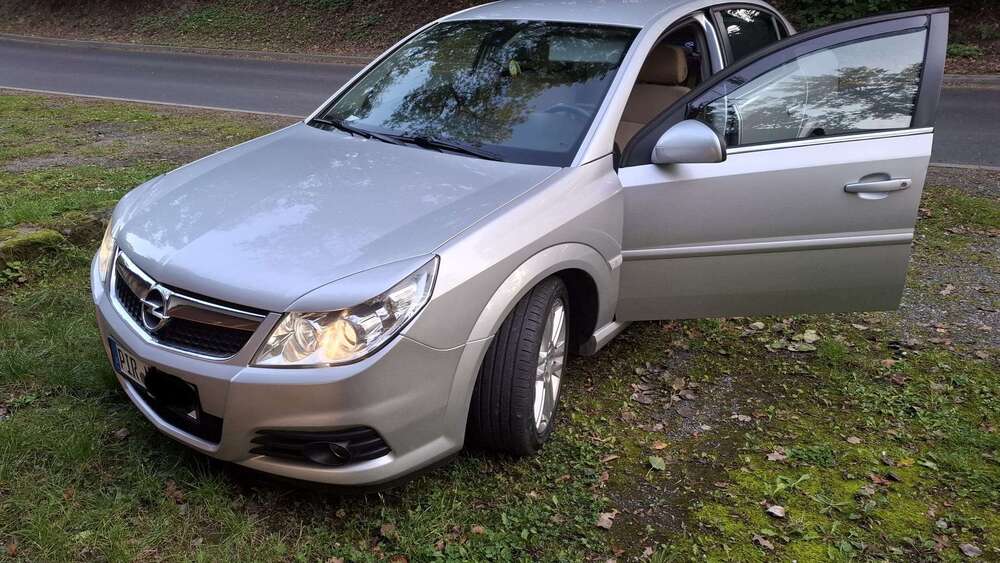 Opel Vectra 147.000 km 4.000 &euro; Struppen 01796