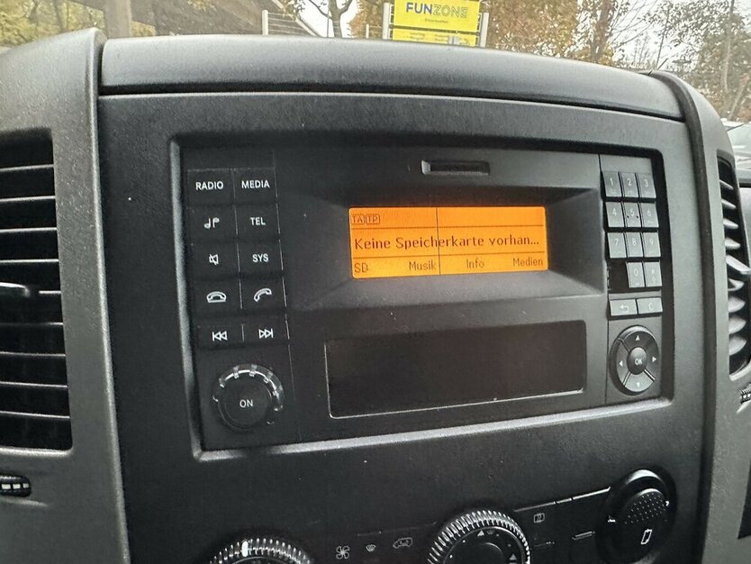 Mercedes-Benz Sprinter 316 CDI Tourer 180.133 km 22.491 € Mainz 55122