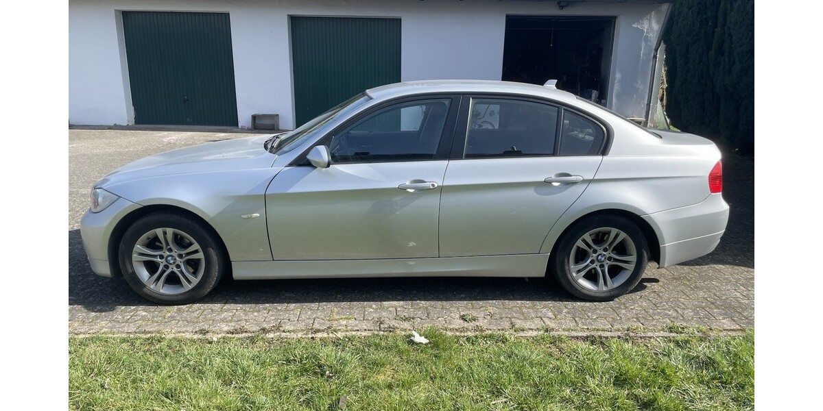 BMW E90 280.000 km 5.500 &euro; Swisttal 53913