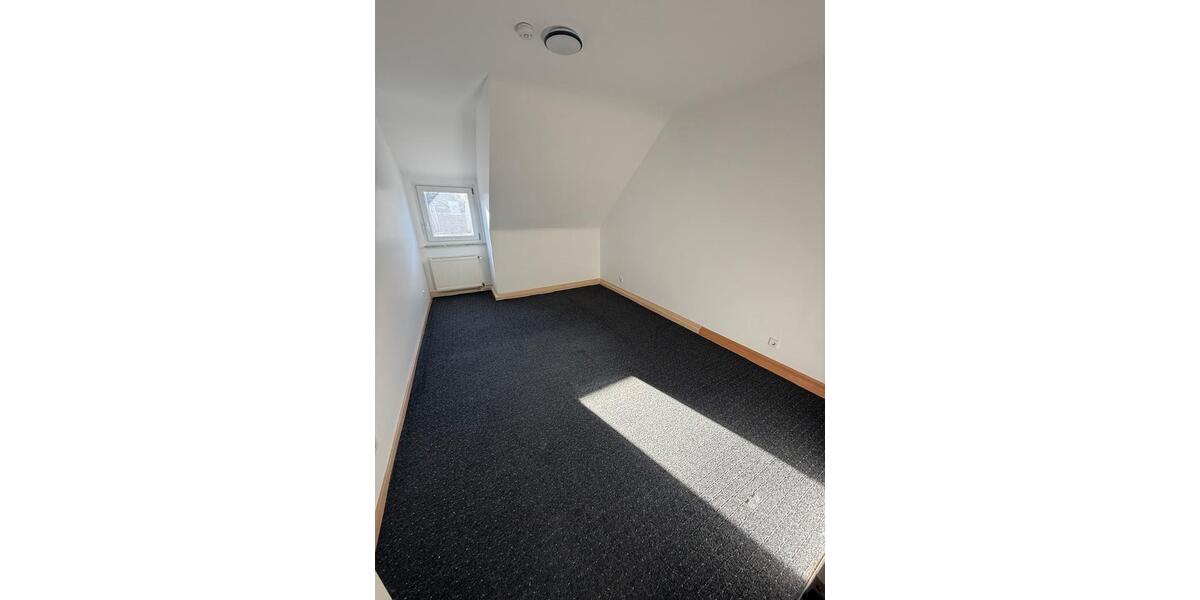 Etagenwohnung Remscheid Reinshagen - 3 Zimmer, 70 m&sup2;, 147.000&euro; | Angebot:24635615