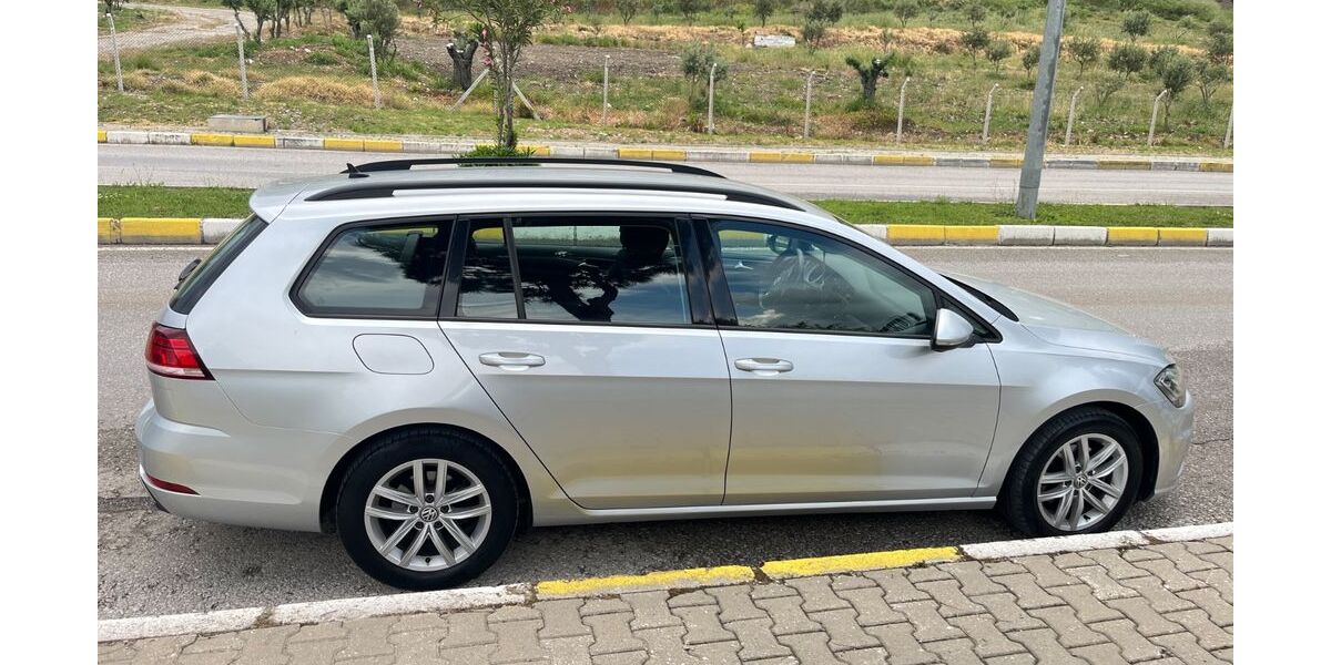 VW Golf 280.000 km 8.000 &euro; Cuxhaven 27472