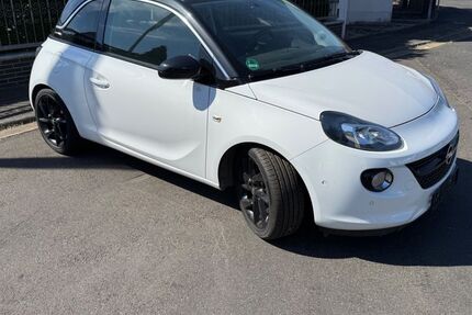 Opel Adam 110.052 km 7.100 &euro; Wiesbaden 65205