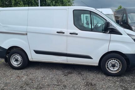 Ford Transit Custom 300.000 km 6.900 &euro; Achim 28832