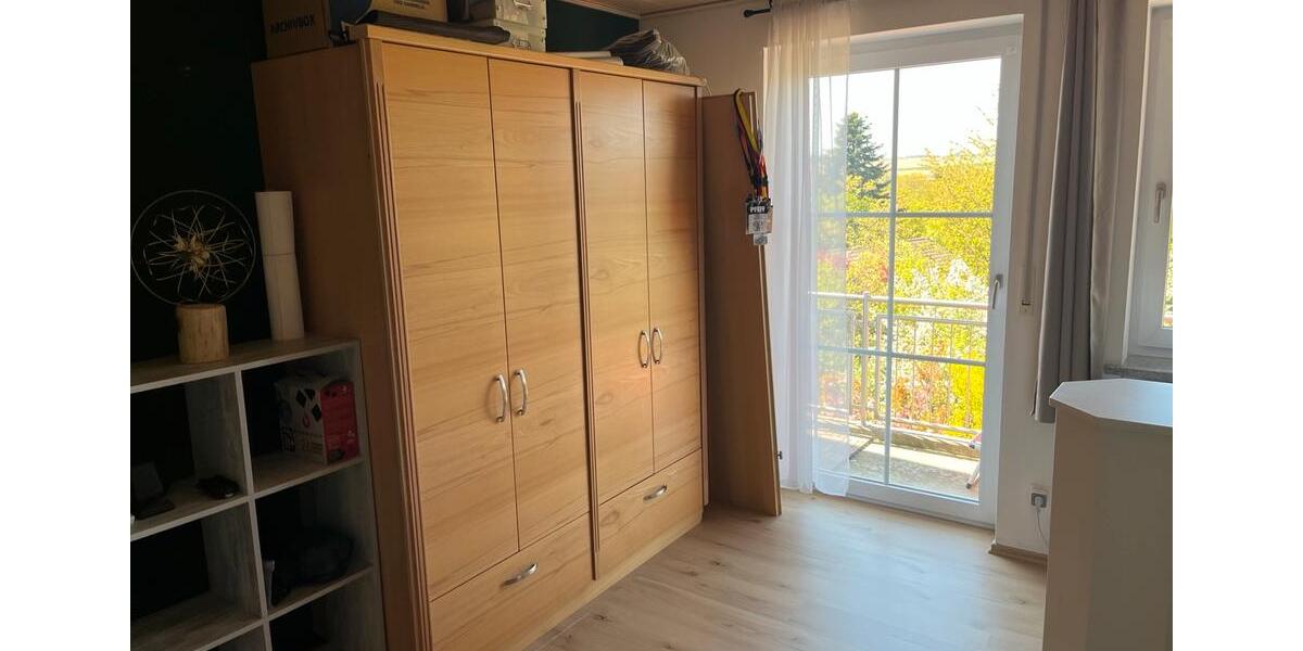Dachgeschoßwohnung Buttenwiesen - 3.5 Zimmer, 100 m&sup2;, 1.050&euro; | Angebot:26705063