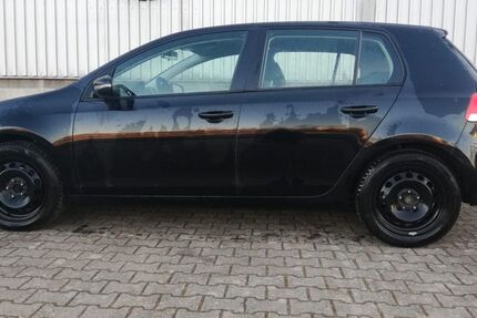 VW Golf 170.000 km 4.100 &euro; Esslingen 73730