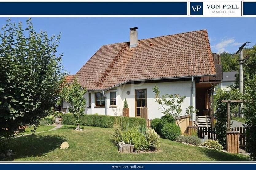 Platzwunder im Grünen: EFH mit idyllischem Garten & großem Hof mit Wohnmobilstellplatz + Carport