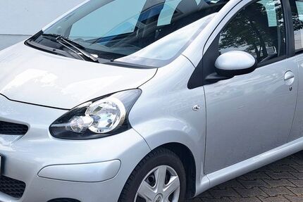 Toyota Aygo (X) 22.240 km 5.990 &euro; Gotha 99867