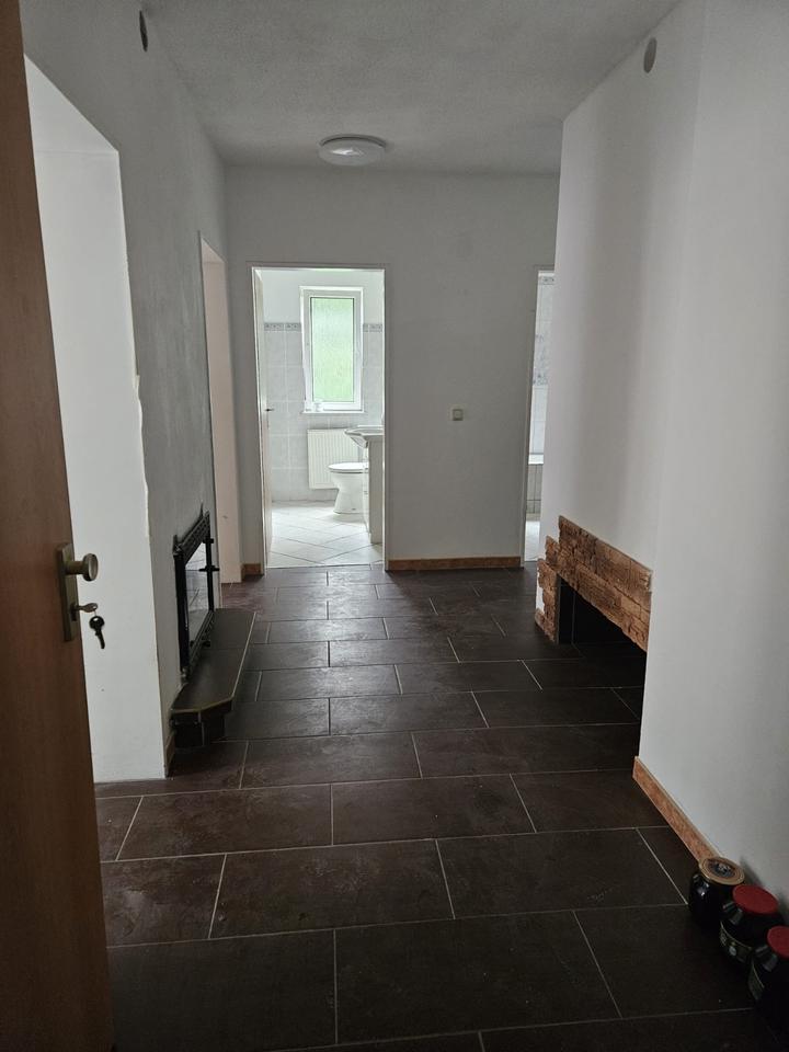 3-Zimmer-Wohnung (1. OG) mit Kamin, Garten - Holenbrunn