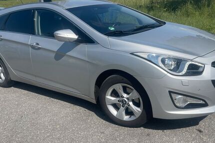 Hyundai i40 167.243 km 5.600 &euro; Broderstorf 18184